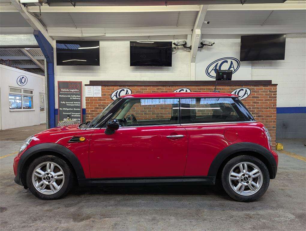 <p>2012 MINI ONE D</p>