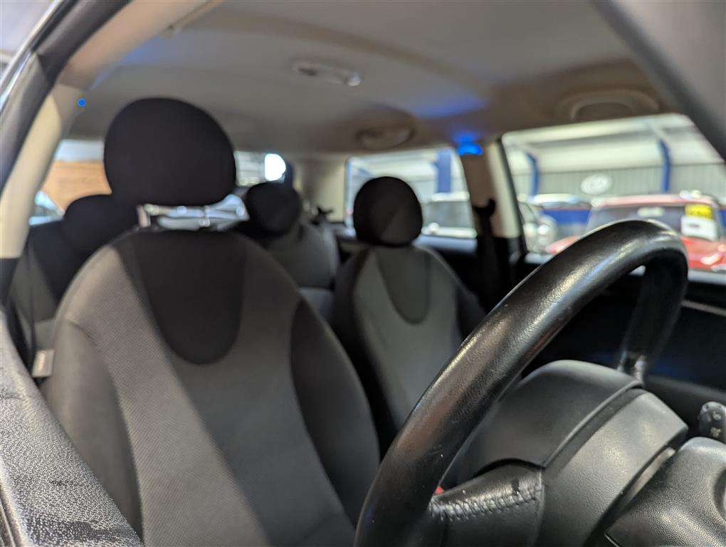 <p>2012 MINI ONE D</p>