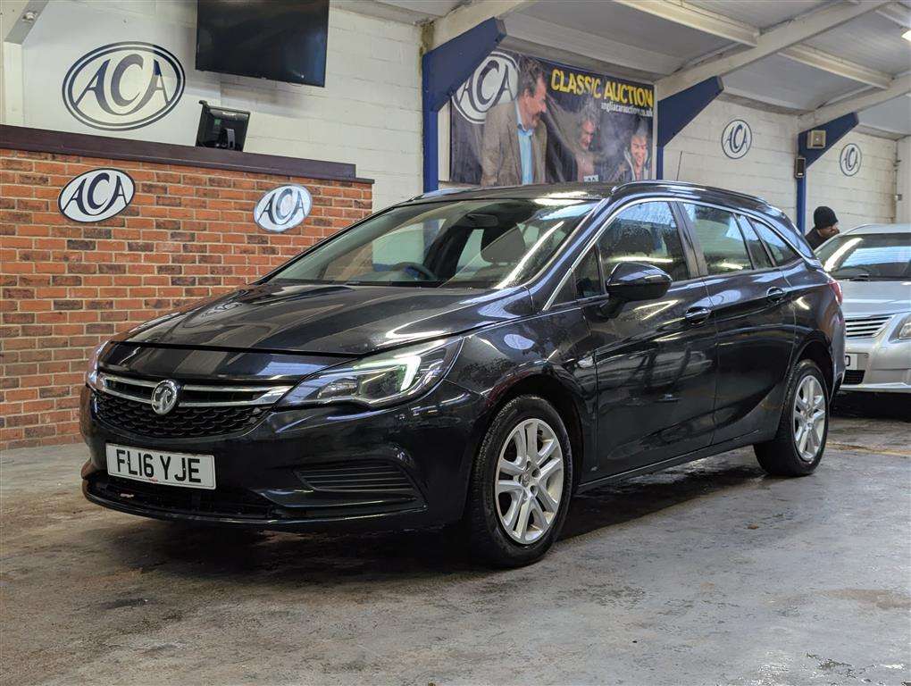 <p>2016 VAUXHALL ASTRA DESIGN CDTI ECOFLEX</p>