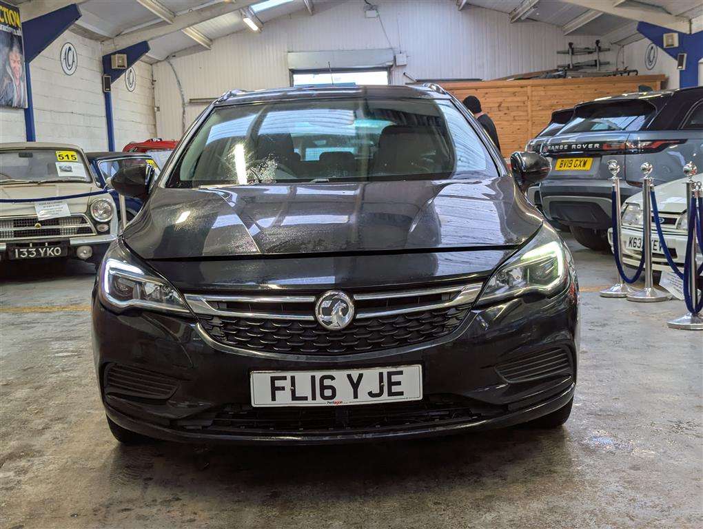 <p>2016 VAUXHALL ASTRA DESIGN CDTI ECOFLEX</p>