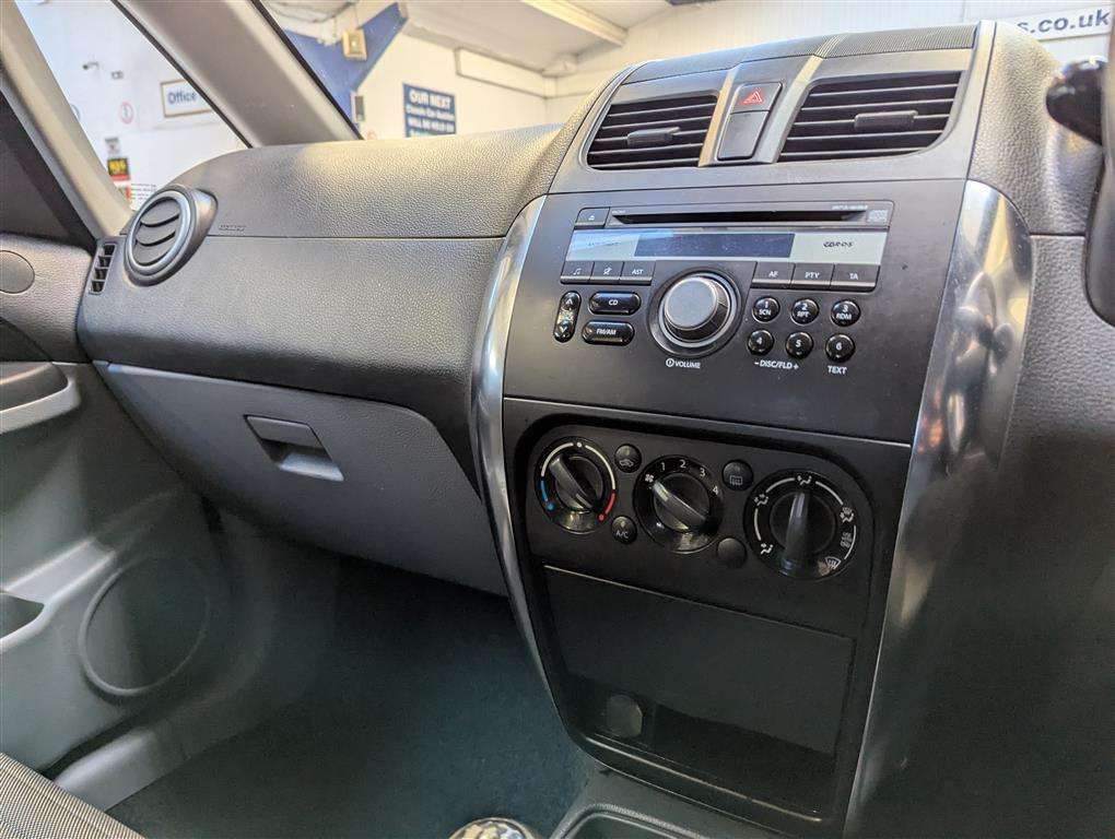 <p>2013 SUZUKI SX4 SZ3</p>
