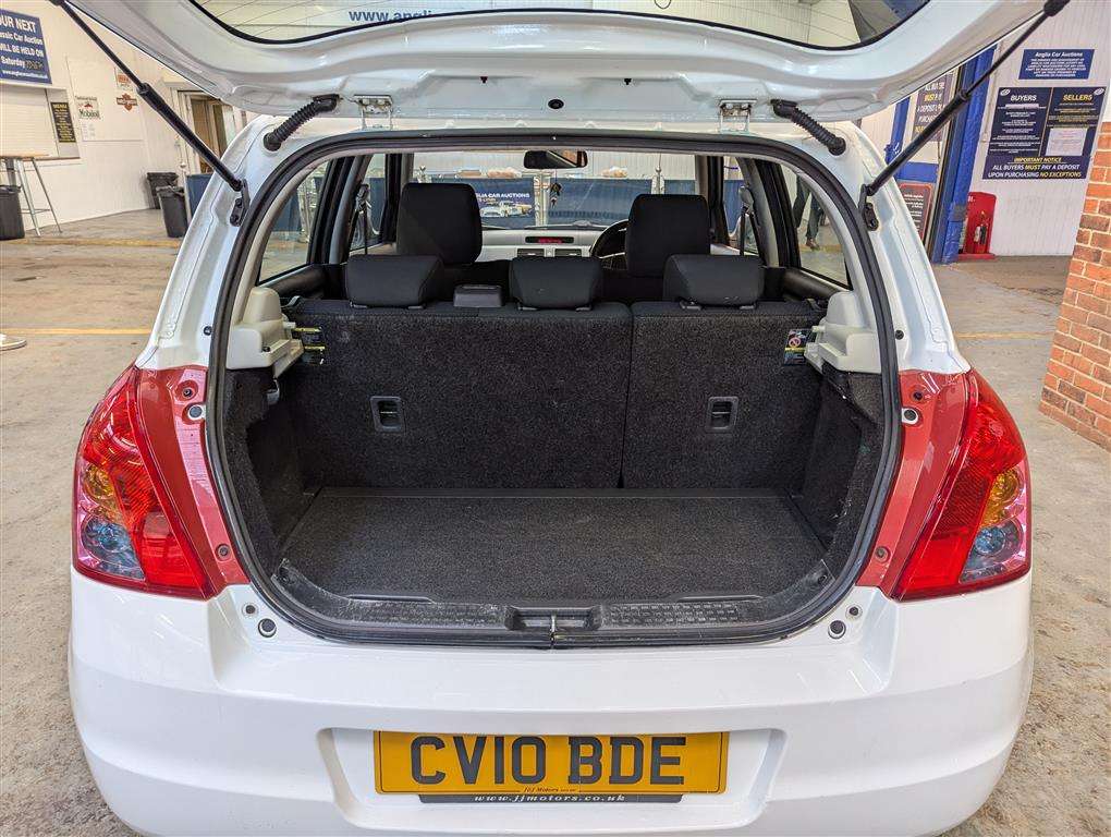 <p>2010 SUZUKI SWIFT **SOLD</p>