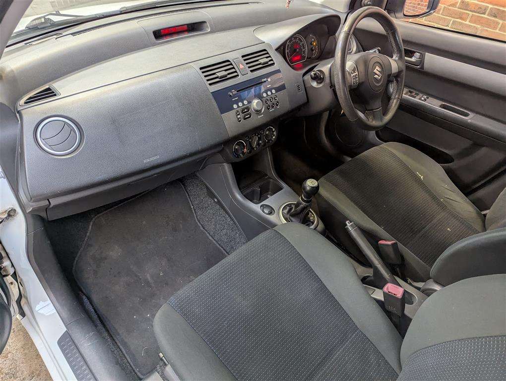 <p>2010 SUZUKI SWIFT **SOLD</p>