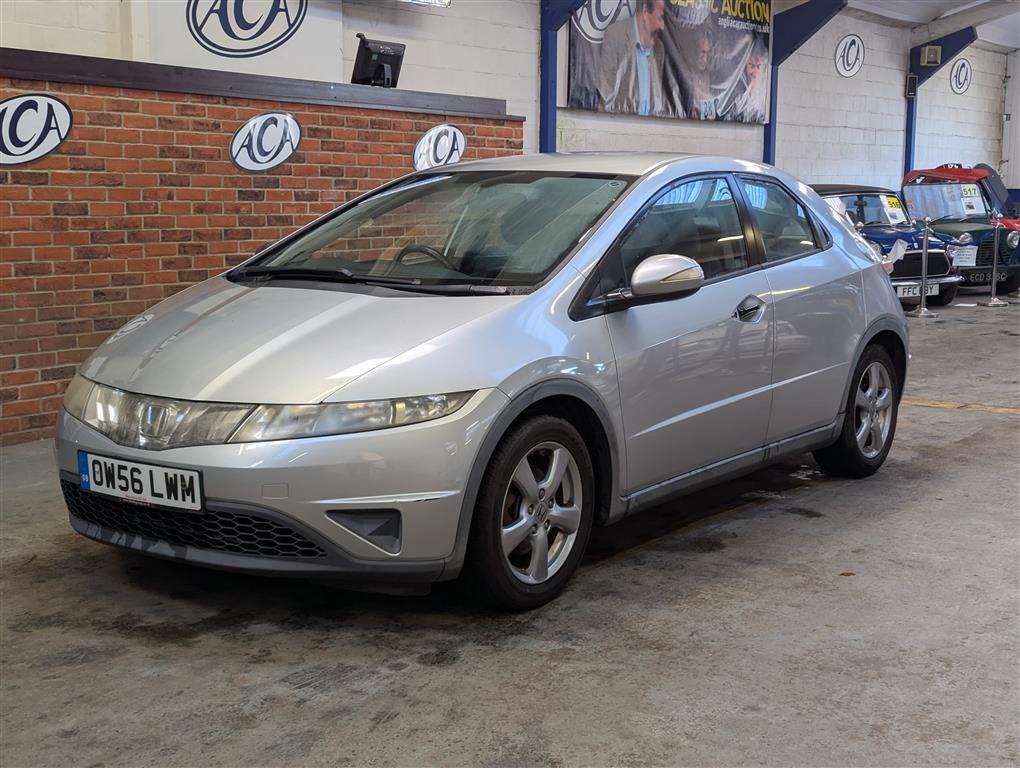 <p>2007 HONDA CIVIC SE **SOLD</p>