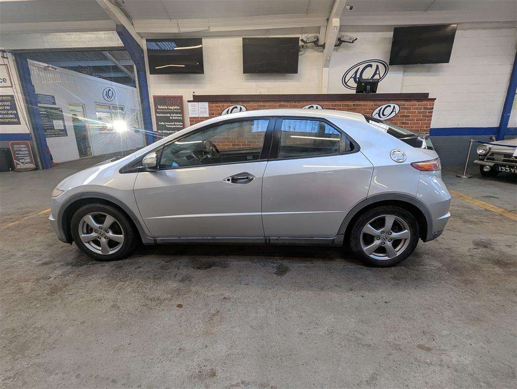 <p>2007 HONDA CIVIC SE **SOLD</p>