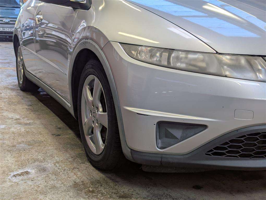<p>2007 HONDA CIVIC SE **SOLD</p>