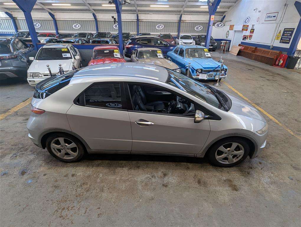 <p>2007 HONDA CIVIC SE **SOLD</p>