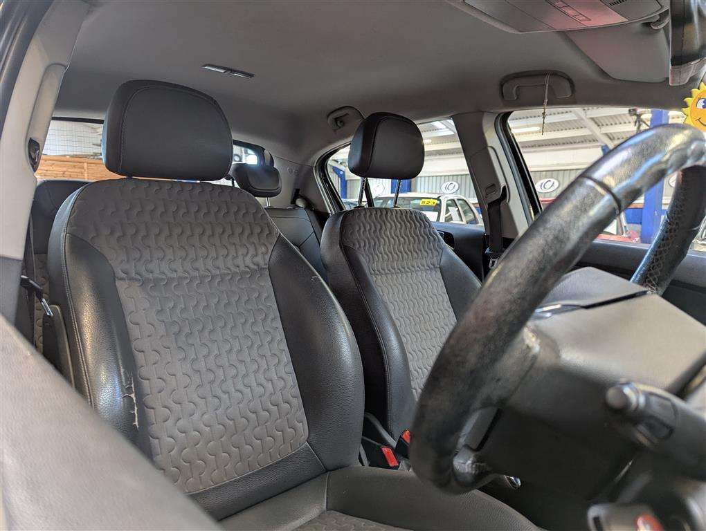 <p>2011 VAUXHALL CORSA SE</p>