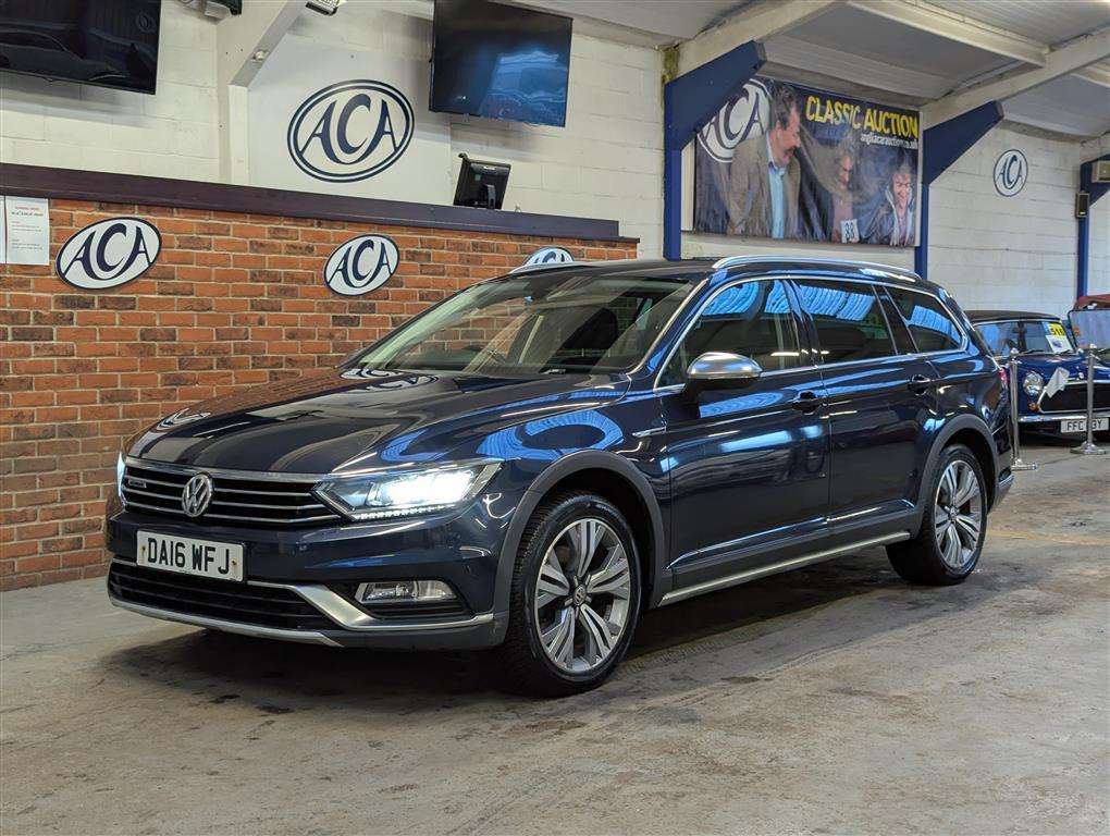 <p>2016 VOLKSWAGEN PASSAT A-TRACK TDI BMT 4M</p>