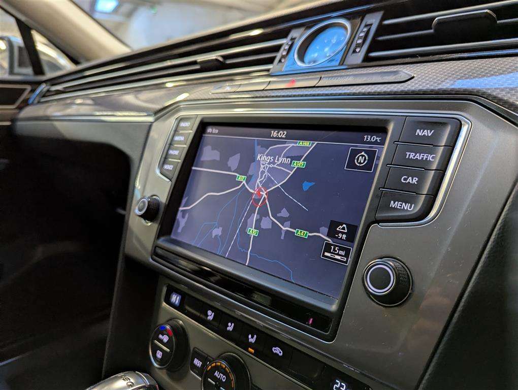 <p>2016 VOLKSWAGEN PASSAT A-TRACK TDI BMT 4M</p>