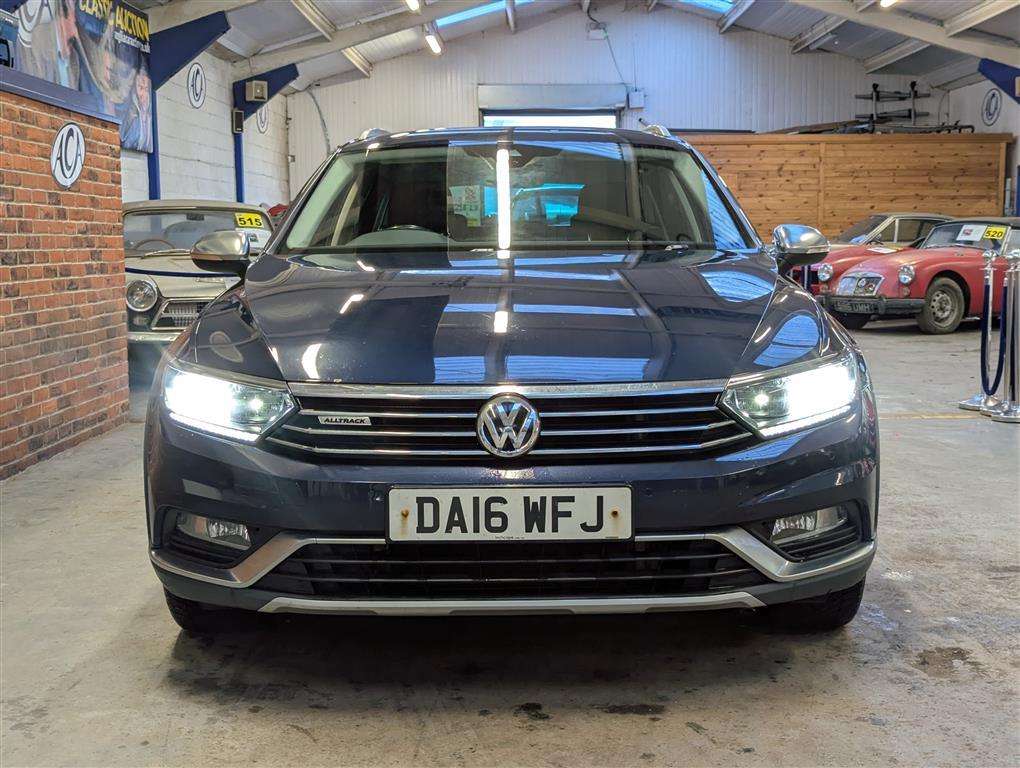 <p>2016 VOLKSWAGEN PASSAT A-TRACK TDI BMT 4M</p>