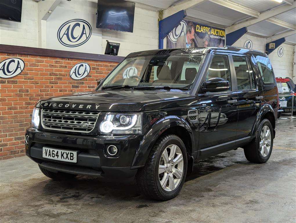 <p>2015 LAND ROVER DISCOVERY **SOLD</p>