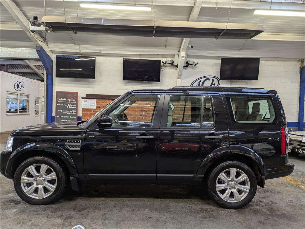 <p>2015 LAND ROVER DISCOVERY **SOLD</p>