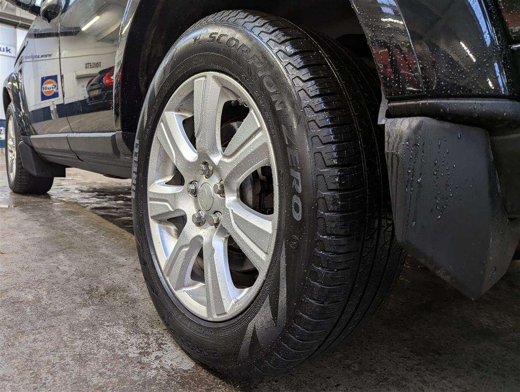 <p>2015 LAND ROVER DISCOVERY **SOLD</p>