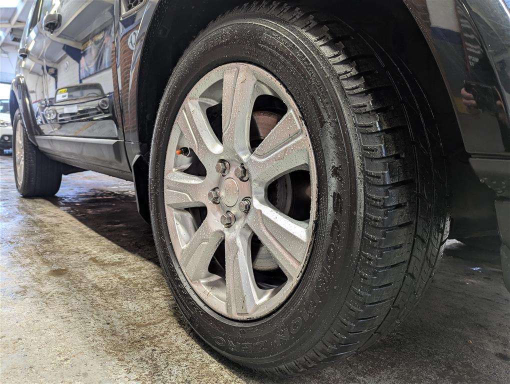<p>2015 LAND ROVER DISCOVERY **SOLD</p>
