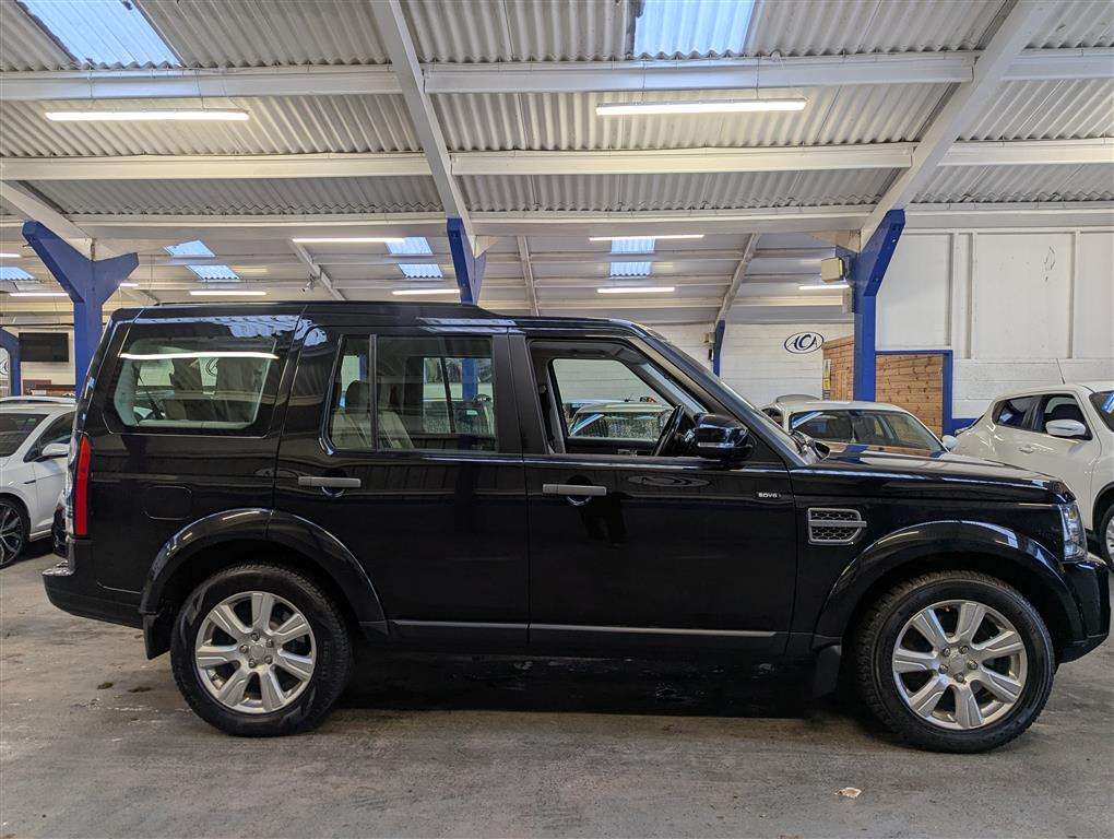 <p>2015 LAND ROVER DISCOVERY **SOLD</p>