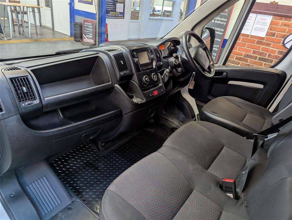 <p>2020 PEUGEOT BOXER 335 PRO L2H2 BHDI</p>