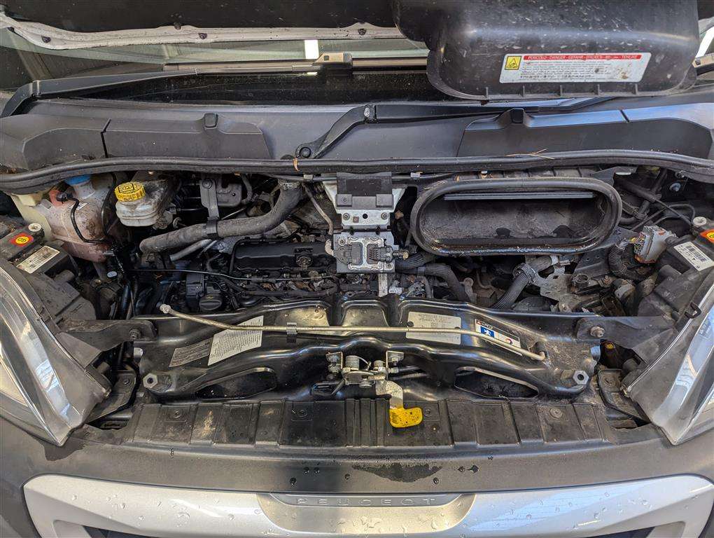 <p>2020 PEUGEOT BOXER 335 PRO L2H2 BHDI</p>