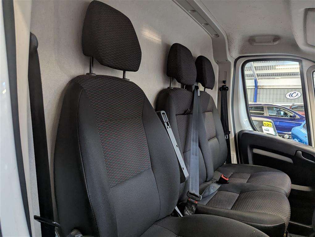 <p>2020 PEUGEOT BOXER 335 PRO L2H2 BHDI</p>