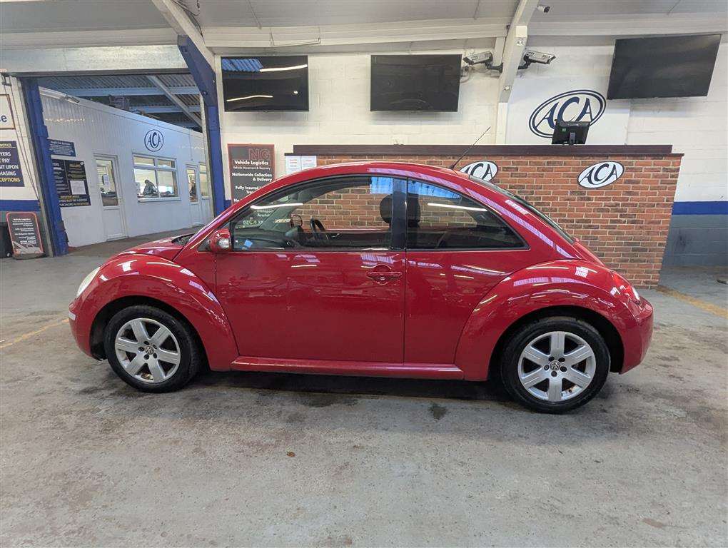 <p>2006 VOLKSWAGEN BEETLE LUNA 102PS</p>