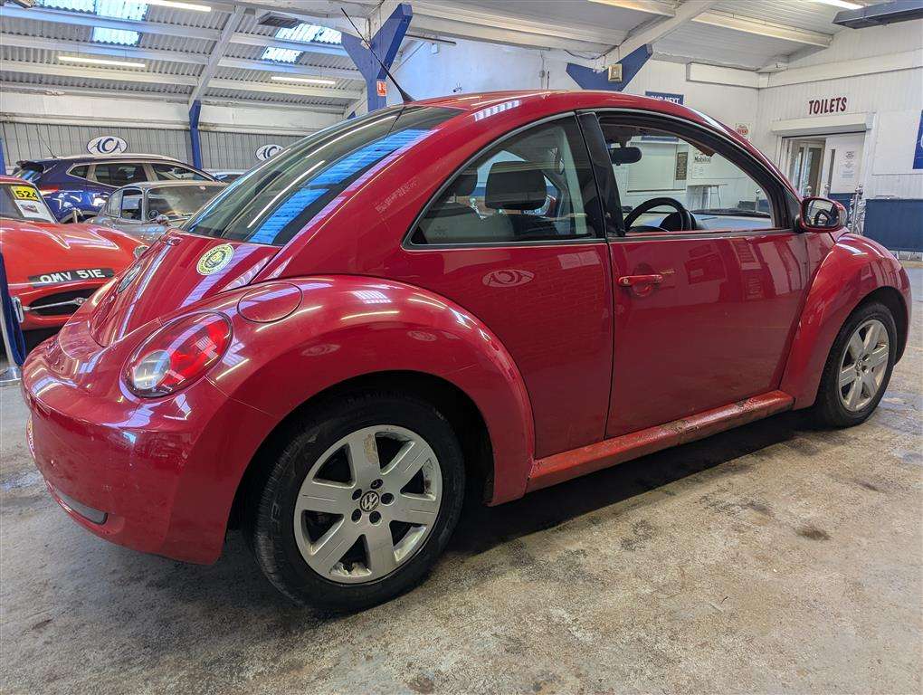 <p>2006 VOLKSWAGEN BEETLE LUNA 102PS</p>