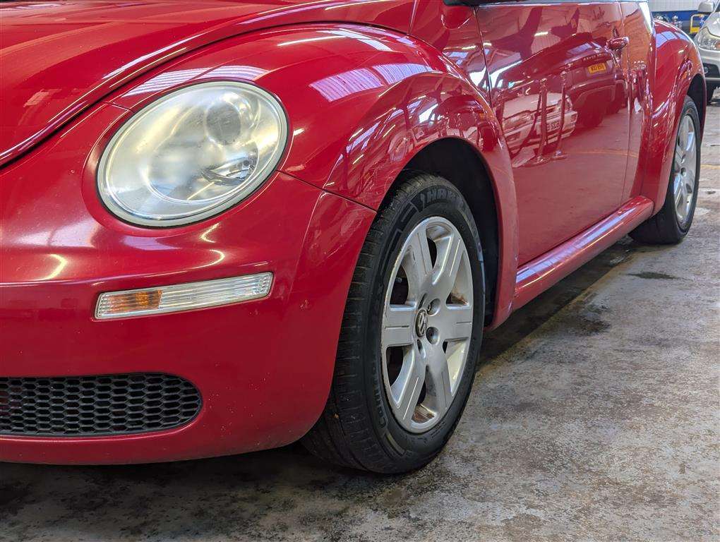 <p>2006 VOLKSWAGEN BEETLE LUNA 102PS</p>