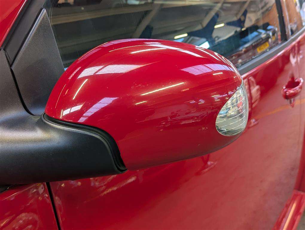 <p>2006 VOLKSWAGEN BEETLE LUNA 102PS</p>