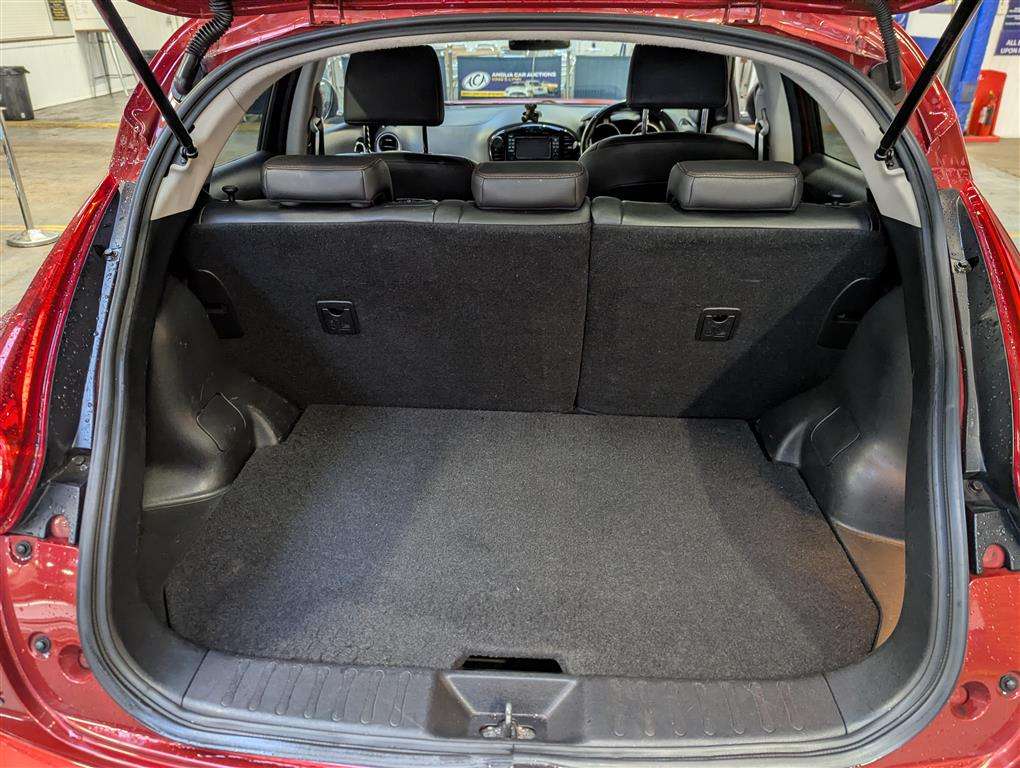 <p>2014 NISSAN JUKE TEKNA DCI</p>