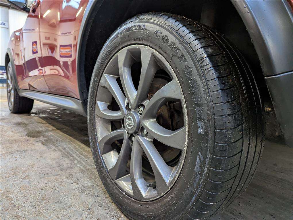 <p>2014 NISSAN JUKE TEKNA DCI</p>