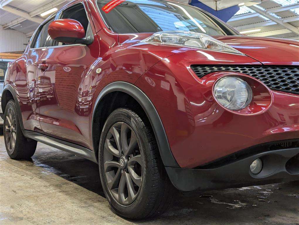 <p>2014 NISSAN JUKE TEKNA DCI</p>