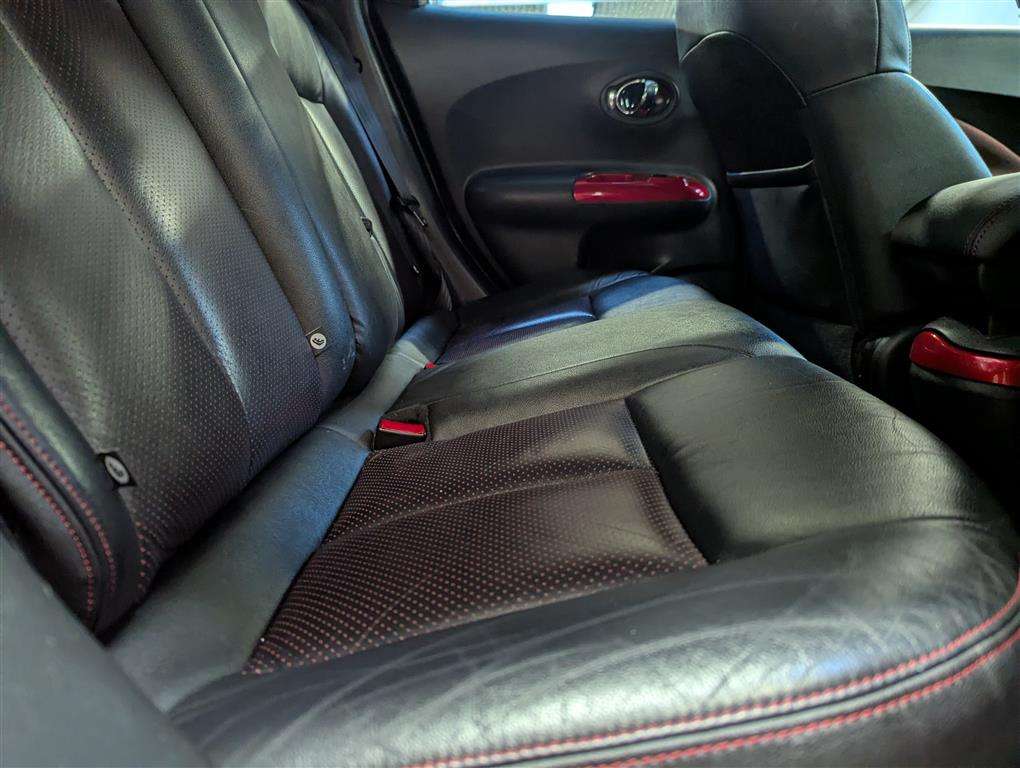 <p>2014 NISSAN JUKE TEKNA DCI</p>