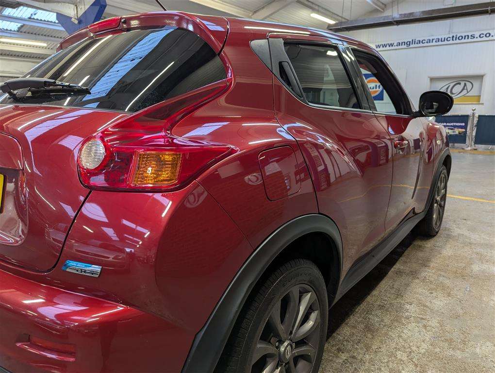 <p>2014 NISSAN JUKE TEKNA DCI</p>