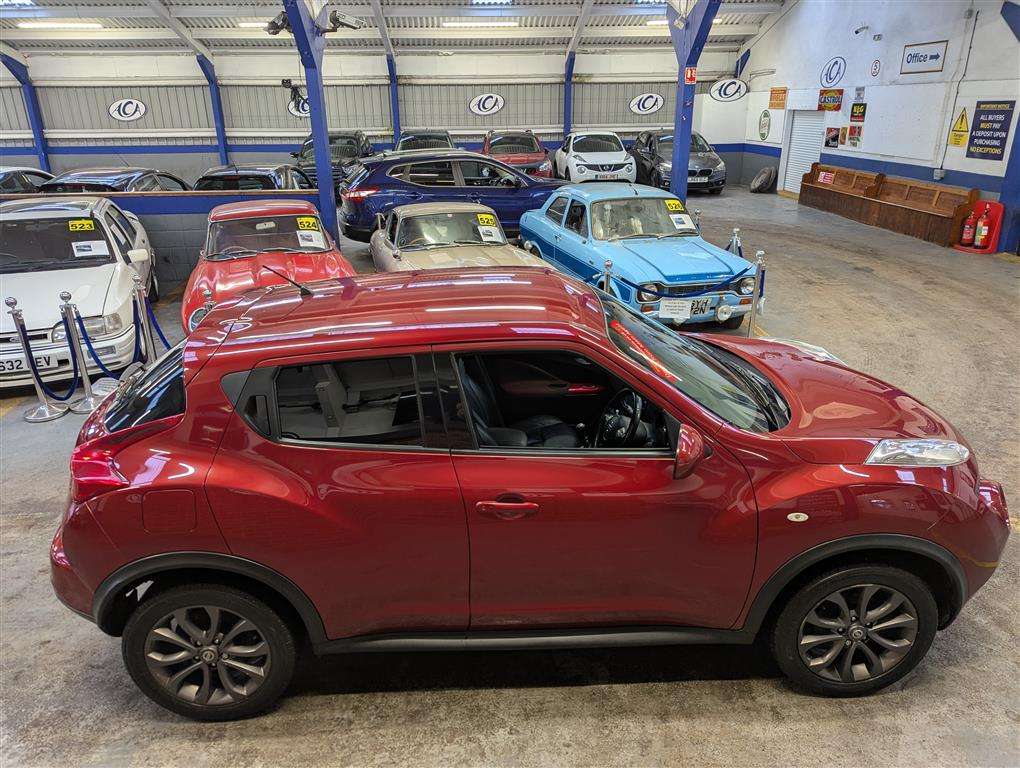 <p>2014 NISSAN JUKE TEKNA DCI</p>