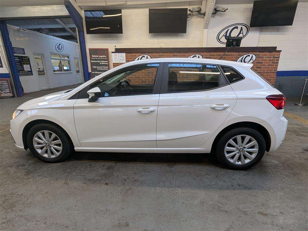 <p>2017 SEAT IBIZA SE TSI</p>