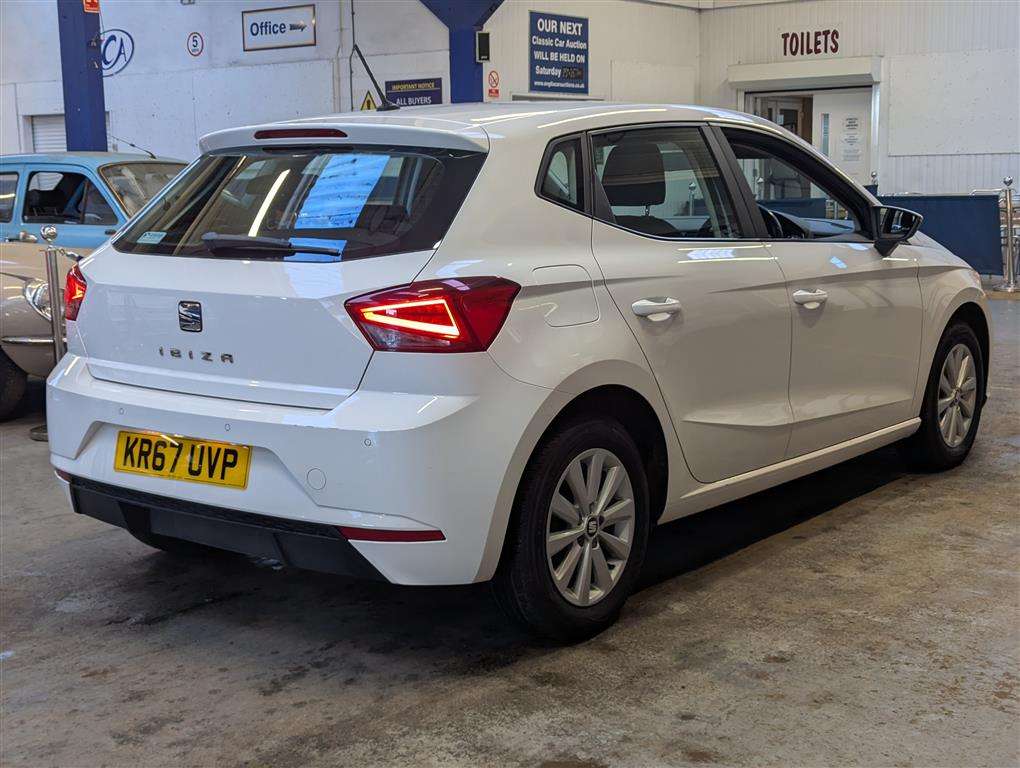 <p>2017 SEAT IBIZA SE TSI</p>
