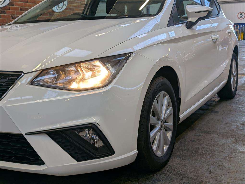 <p>2017 SEAT IBIZA SE TSI</p>