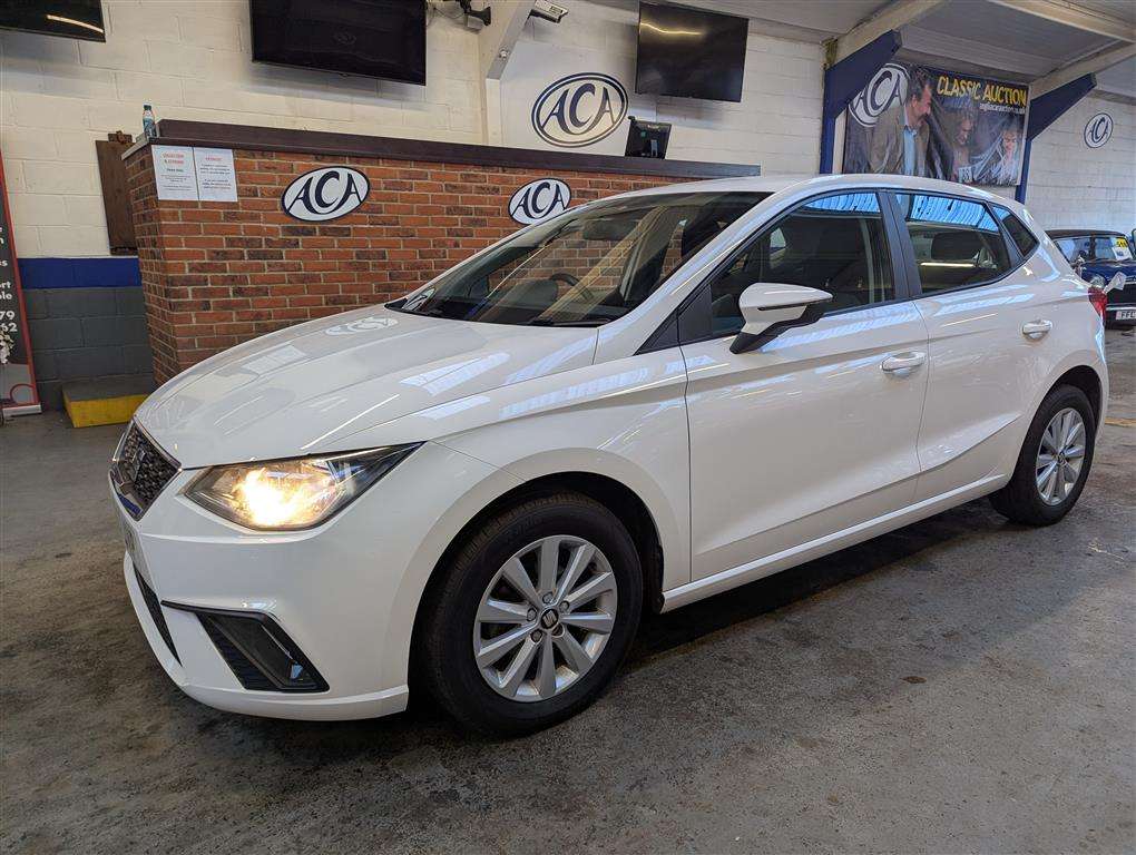 <p>2017 SEAT IBIZA SE TSI</p>