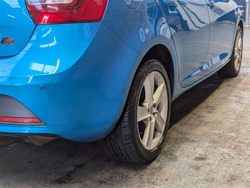 <p>2014 SEAT IBIZA FR TSI ACT</p>