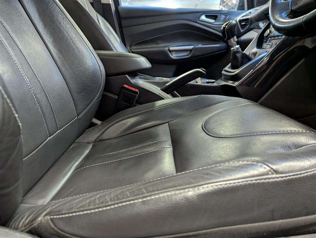 <p>2015 FORD KUGA TITANIUM X TDCI</p>