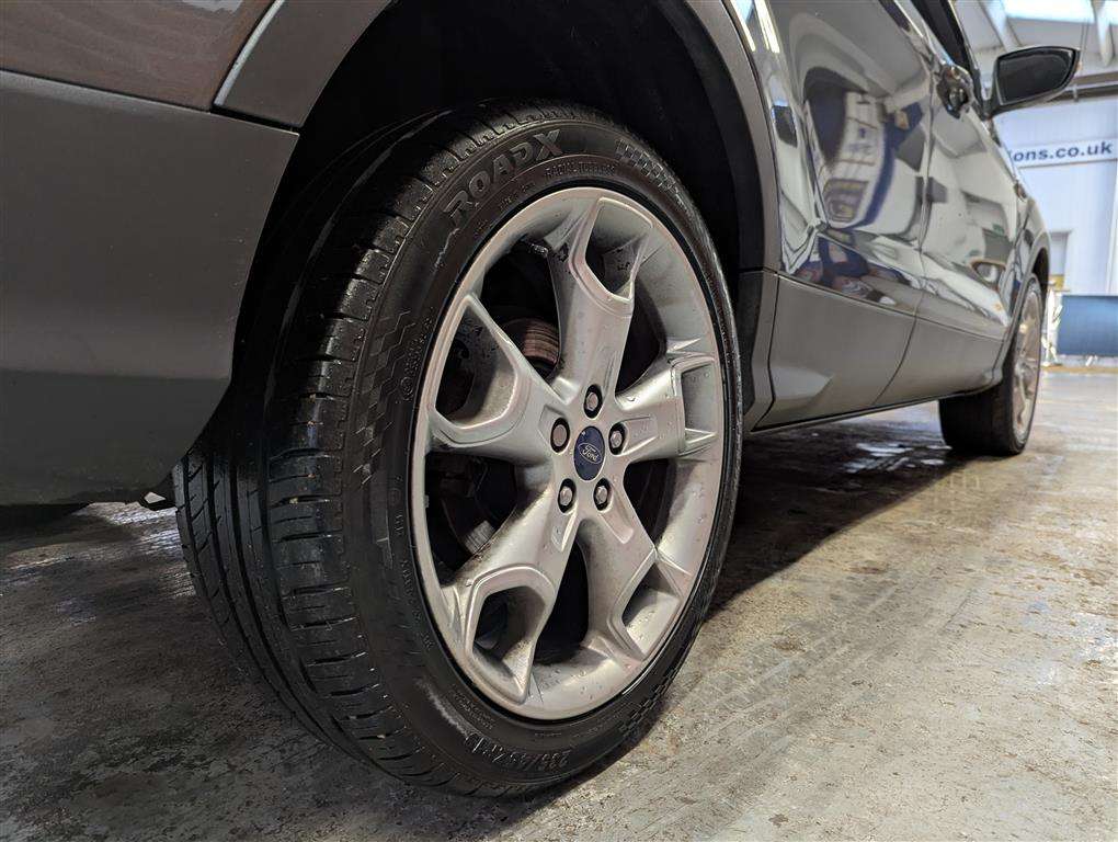 <p>2015 FORD KUGA TITANIUM X TDCI</p>