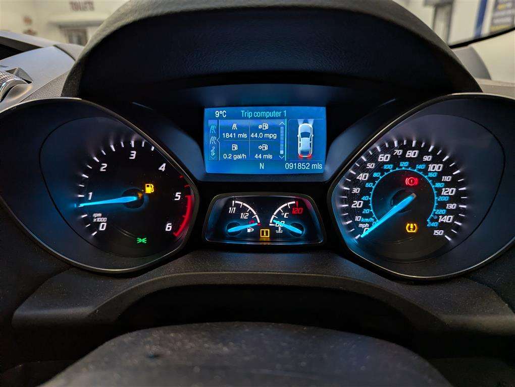 <p>2015 FORD KUGA TITANIUM X TDCI</p>