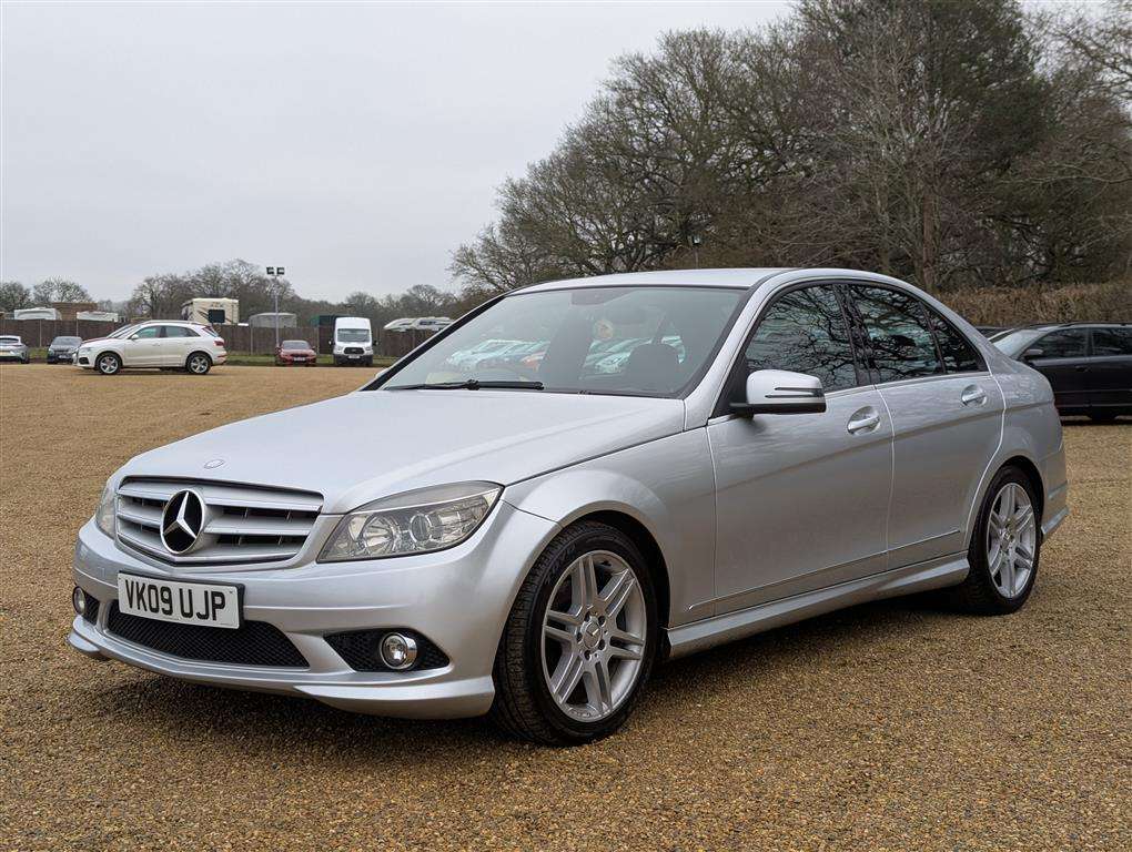 <p>2009 MERCEDES C220 SPORT CDI AUTO</p>
