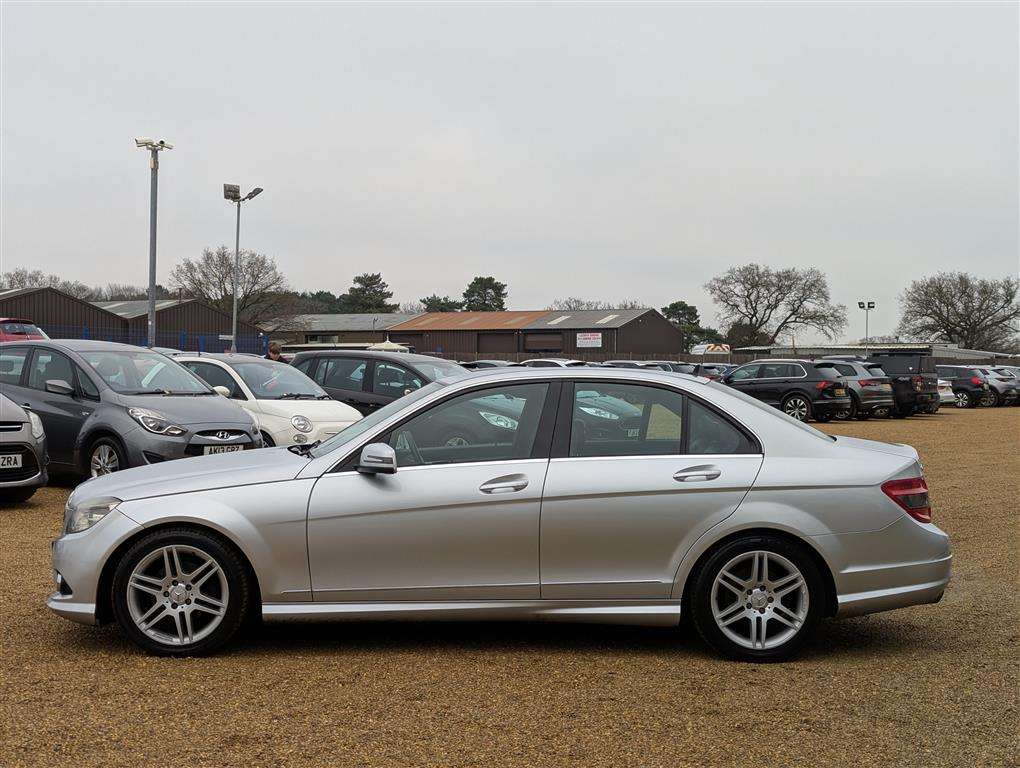 <p>2009 MERCEDES C220 SPORT CDI AUTO</p>