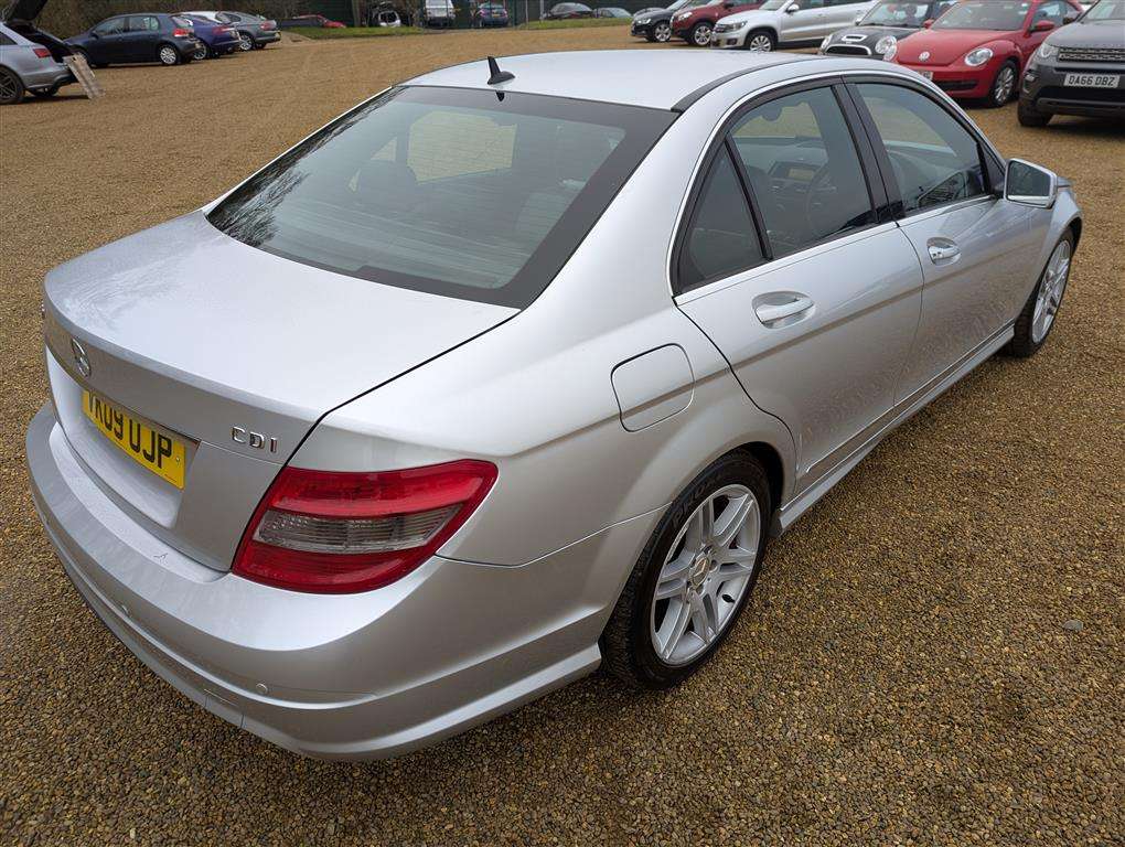 <p>2009 MERCEDES C220 SPORT CDI AUTO</p>
