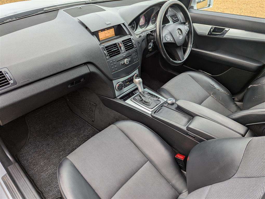 <p>2009 MERCEDES C220 SPORT CDI AUTO</p>