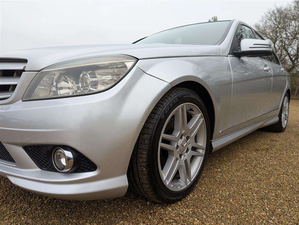 <p>2009 MERCEDES C220 SPORT CDI AUTO</p>