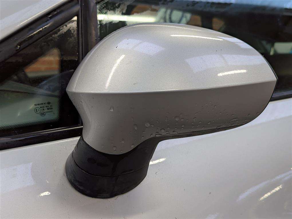 <p>2013 SEAT IBIZA FR CR TDI</p>