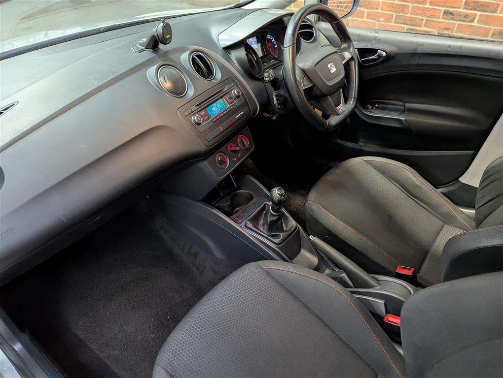 <p>2013 SEAT IBIZA FR CR TDI</p>