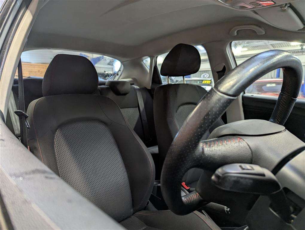 <p>2013 SEAT IBIZA FR CR TDI</p>