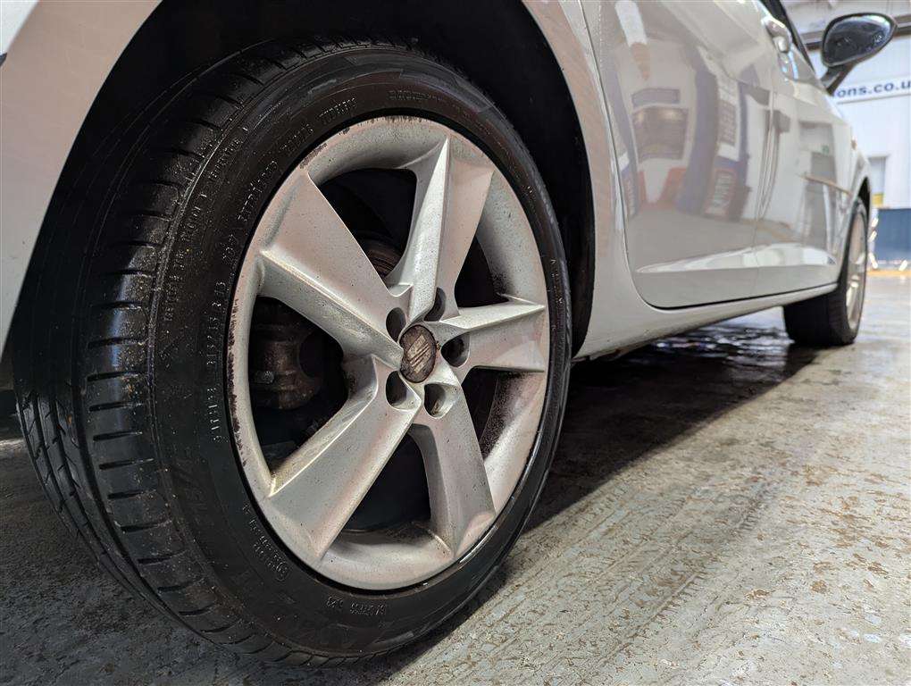 <p>2013 SEAT IBIZA FR CR TDI</p>